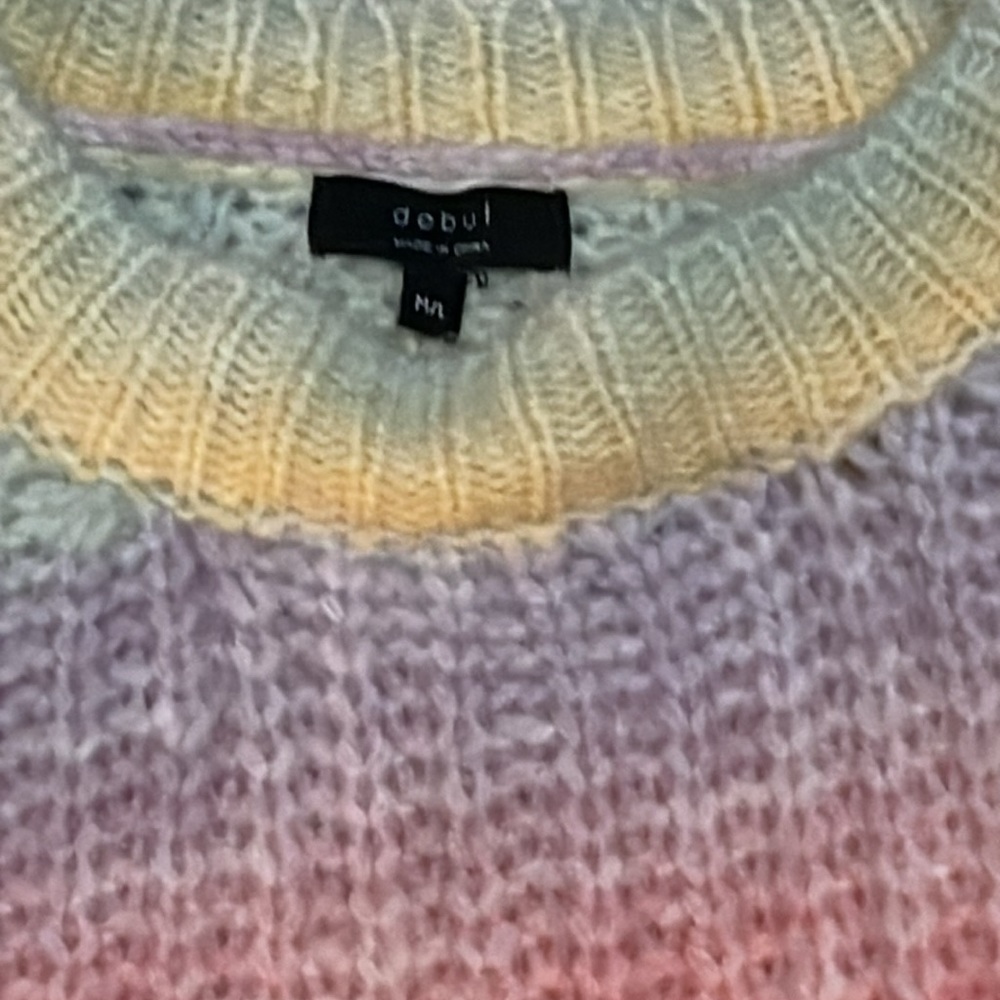 Cute pastel rainbow knit sweater - Picture 2 of 2